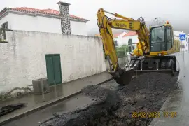 4.ª Fase - Infraestruturas de Saneamento Básico Fajã de Baixo - 3