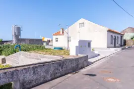 Construção e Reabilitação das Infra-estruturas Saneamento Básico no Lugar da Feteira Pequena Nordeste - 1