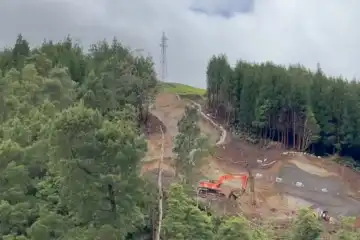 Empreitada do Acesso Sul à Plataforma dos Poços Geotérmicos CL8, CL9 e CL10