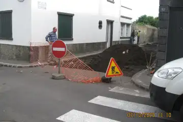 Empreitada de execução do Saneamento Básico e Pavimentação da Rua Arantes Oliveira